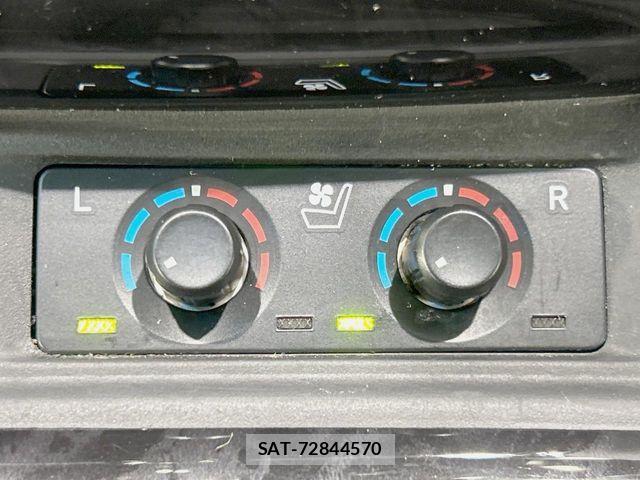 Toyota VELLFIRE 2019-07 8369487-6