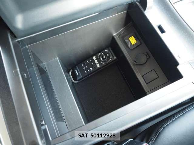 Toyota VELLFIRE 2016-08 8369491-17