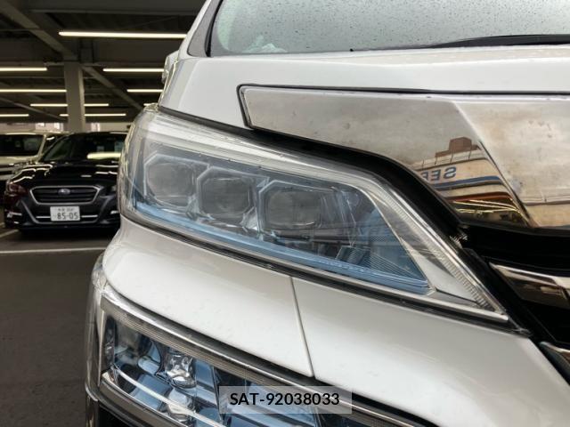 Toyota VELLFIRE 2018-01 8369493-2