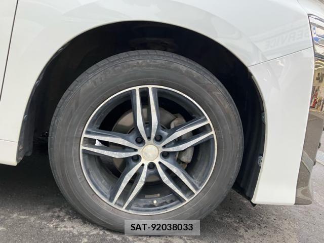 Toyota VELLFIRE 2018-01 8369493-3