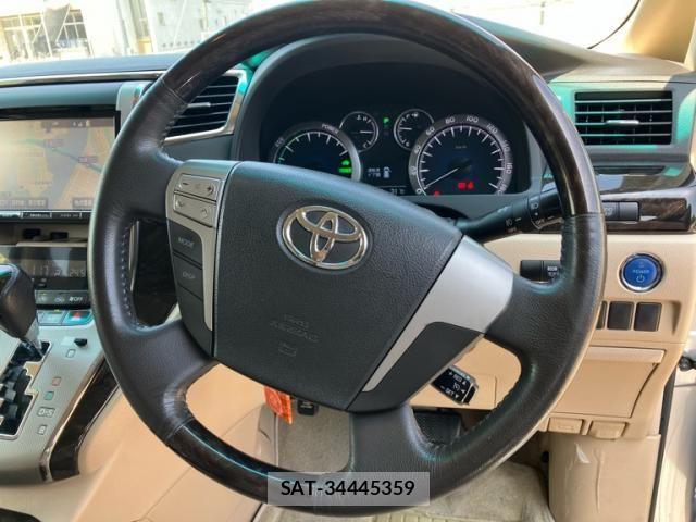 Toyota VELLFIRE 2014-09 8415557-17