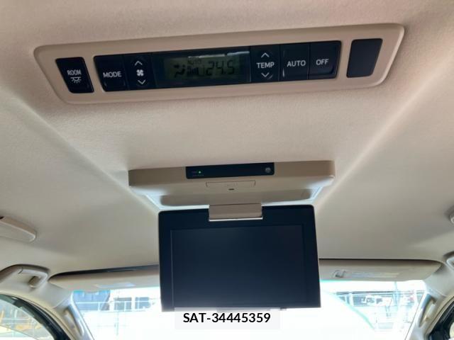 Toyota VELLFIRE 2014-09 8415557-23