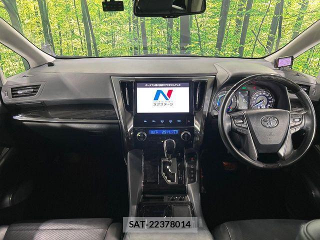 Toyota VELLFIRE 2018-01 8438997-1