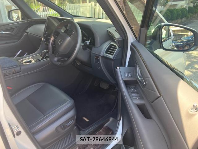 Toyota VELLFIRE 2023-11 8527883-13