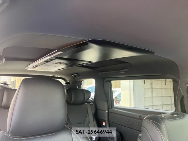 Toyota VELLFIRE 2023-11 8527883-18