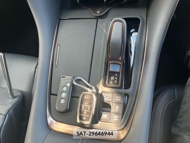 Toyota VELLFIRE 2023-11 8527883-23