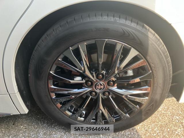 Toyota VELLFIRE 2023-11 8527883-8