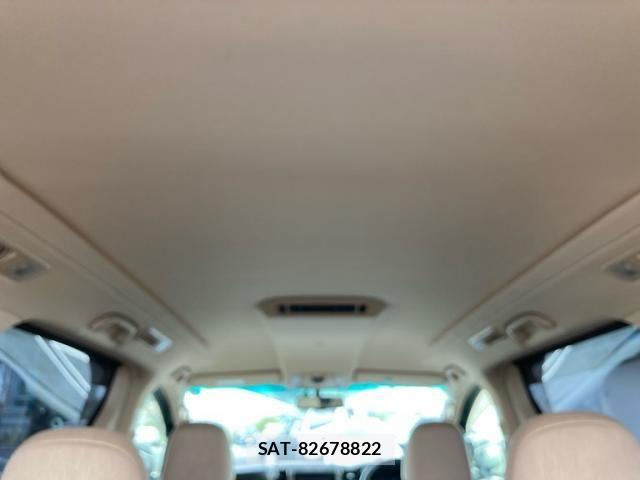Toyota VELLFIRE 2012-01 8527895-17