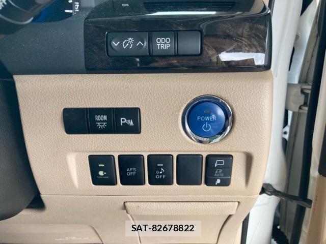 Toyota VELLFIRE 2012-01 8527895-18