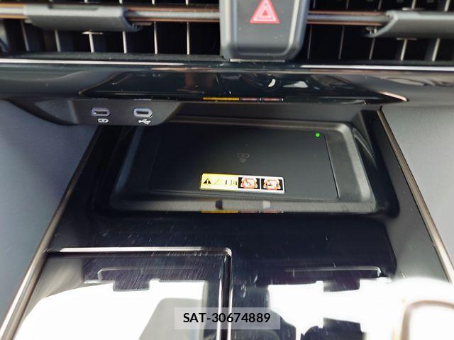 Toyota VELLFIRE 2024-08 8527885-17