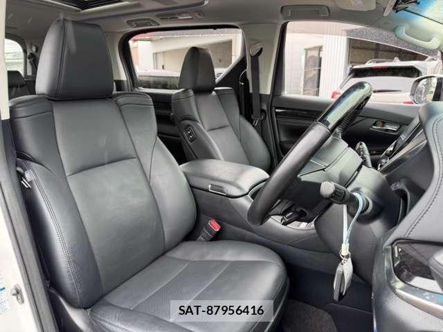Toyota VELLFIRE 2019-04 8527886-11