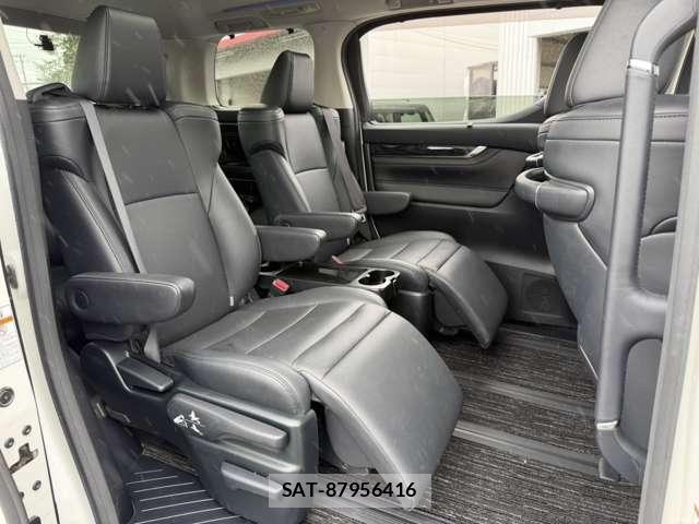 Toyota VELLFIRE 2019-04 8527886-12