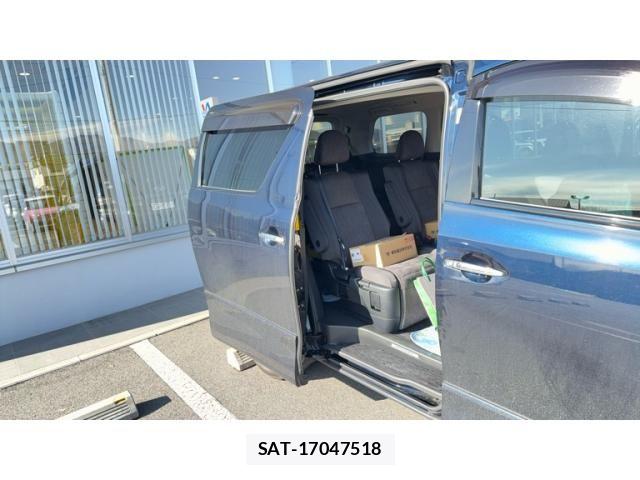 Toyota VELLFIRE 2013-03 8629444-12
