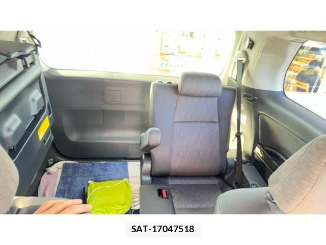 Toyota VELLFIRE 2013-03 8629444-13