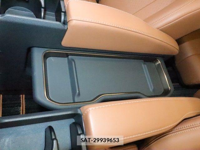 Toyota VELLFIRE 2024-03 8662077-12