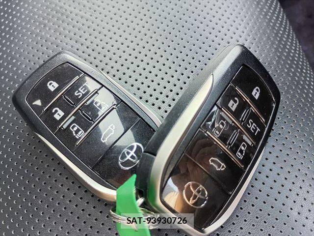 Toyota VELLFIRE 2015-05 8662078-28