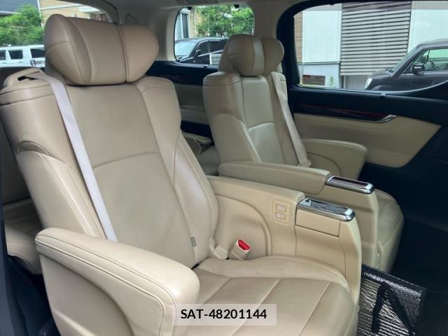 Toyota VELLFIRE 2015-11 8662080-10