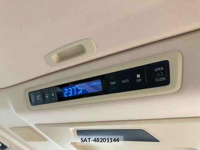 Toyota VELLFIRE 2015-11 8662080-14