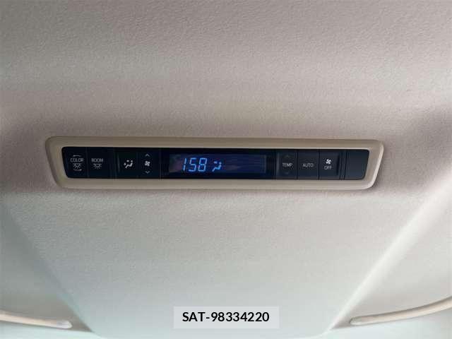 Toyota VELLFIRE 2017-04 8662079-10