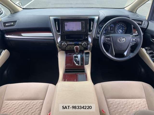 Toyota VELLFIRE 2017-04 8662079-4