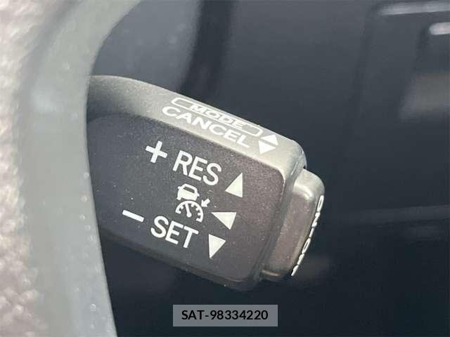 Toyota VELLFIRE 2017-04 8662079-6