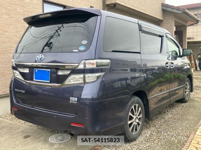 Toyota VELLFIRE 2012-03 8662081-3