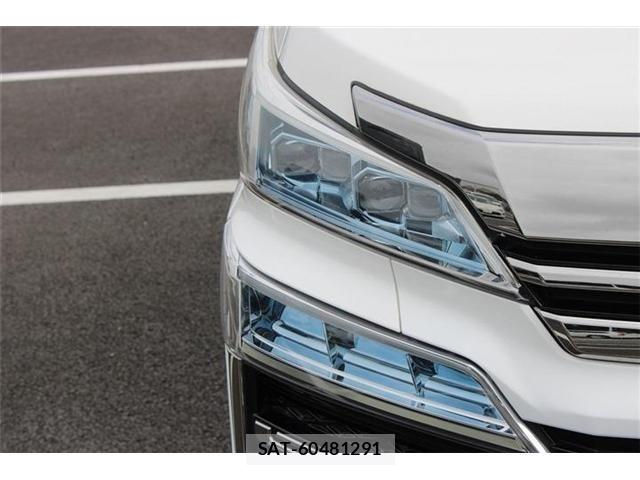 Toyota VELLFIRE 2019-05 8686811-19