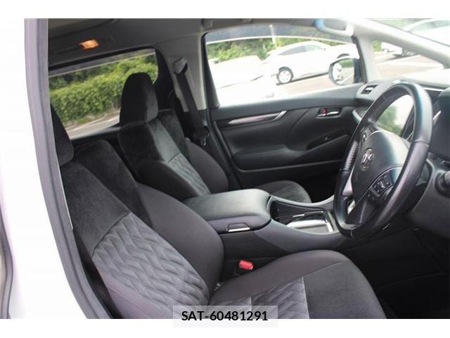 Toyota VELLFIRE 2019-05 8686811-27