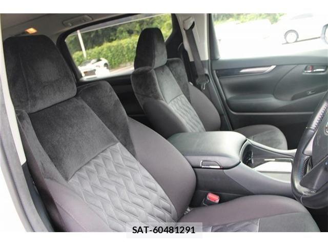 Toyota VELLFIRE 2019-05 8686811-28