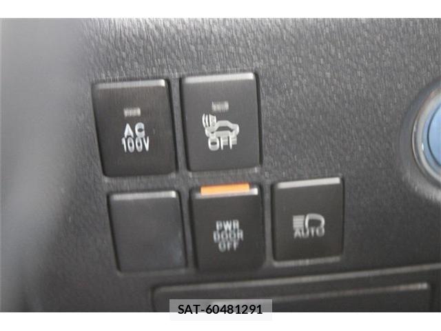 Toyota VELLFIRE 2019-05 8686811-3