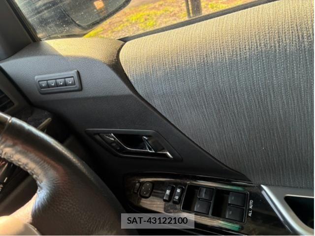 Toyota VELLFIRE 2012-05 8746460-6