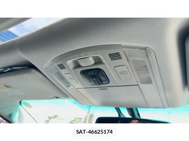 Toyota VELLFIRE 2012-04 8746458-14