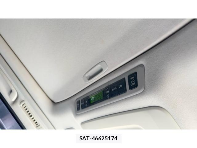 Toyota VELLFIRE 2012-04 8746458-18