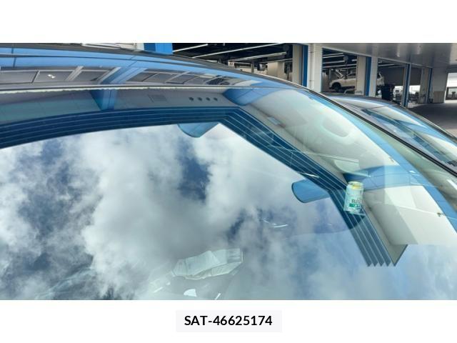 Toyota VELLFIRE 2012-04 8746458-7