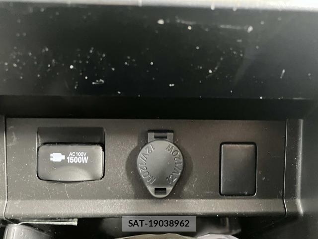 Toyota VELLFIRE 2019-07 8746448-14