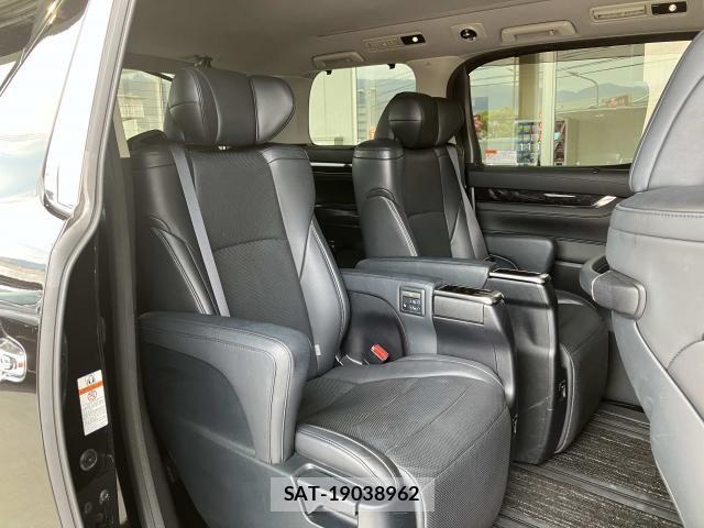 Toyota VELLFIRE 2019-07 8746448-21