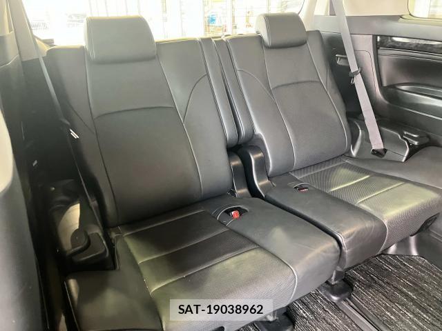 Toyota VELLFIRE 2019-07 8746448-22