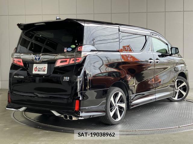 Toyota VELLFIRE 2019-07 8746448-2