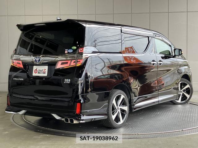Toyota VELLFIRE 2019-07 8746448-29
