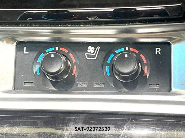 Toyota VELLFIRE 2018-11 8782422-8