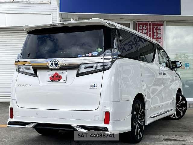 Toyota VELLFIRE 2019-11 8832187-2