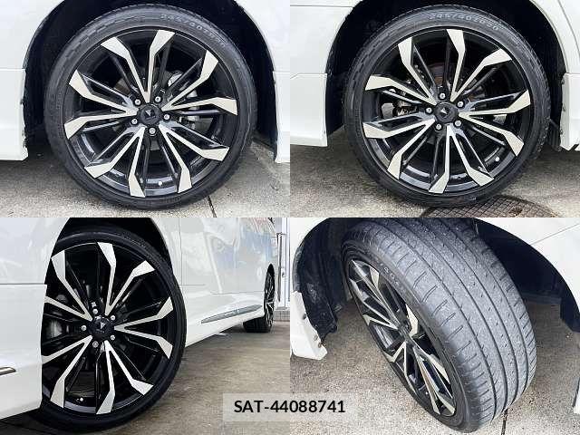 Toyota VELLFIRE 2019-11 8832187-3