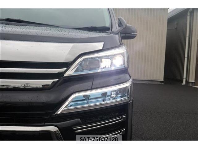 Toyota VELLFIRE 2020-12 8832185-17