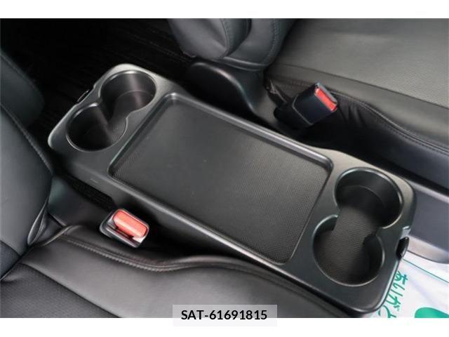 Toyota VELLFIRE 2022-06 8849837-16