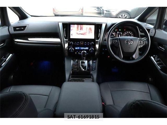 Toyota VELLFIRE 2022-06 8849837-1