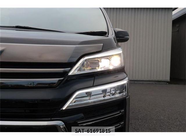 Toyota VELLFIRE 2022-06 8849837-20