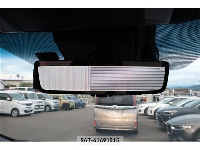 Toyota VELLFIRE 2022-06 8849837-8