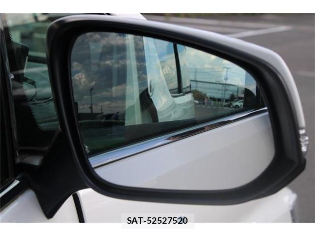 Toyota VELLFIRE 2019-01 8850935-28
