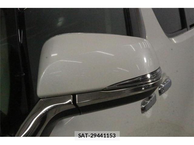 Toyota VELLFIRE 2015-05 8850938-16