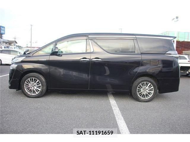 Toyota VELLFIRE 2018-06 8850936-12